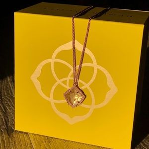 Kendra Scott✨ Kacey Necklace Rose Gold Brown MOP